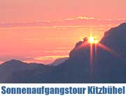 Den Sonnenaufgang in den Kitzbüheler Alpen geniessen beim Horngipfelfrühstück mit den Kitzbüheler Hornbahnen Sonntags im Sommer (ªFoto: MartiN Schmitz)